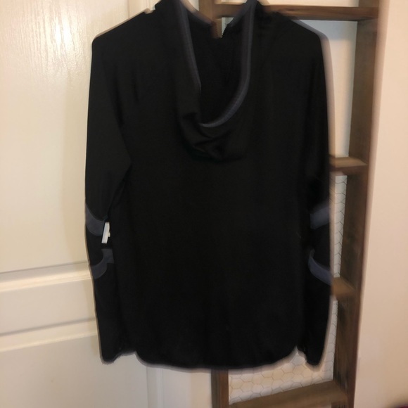 Pink jacket - Picture 2 of 3